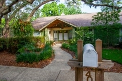 402-Magnolia-Oak-Dr-2